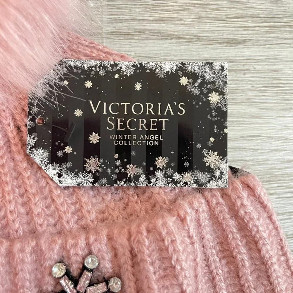 New Victoria's Secret Hat Snowflake Sparkle Pom Jewels Beanie Blush Pink NWT